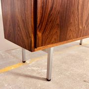 Small enfilade, 142 cm long, with 2 doors in rosewood.