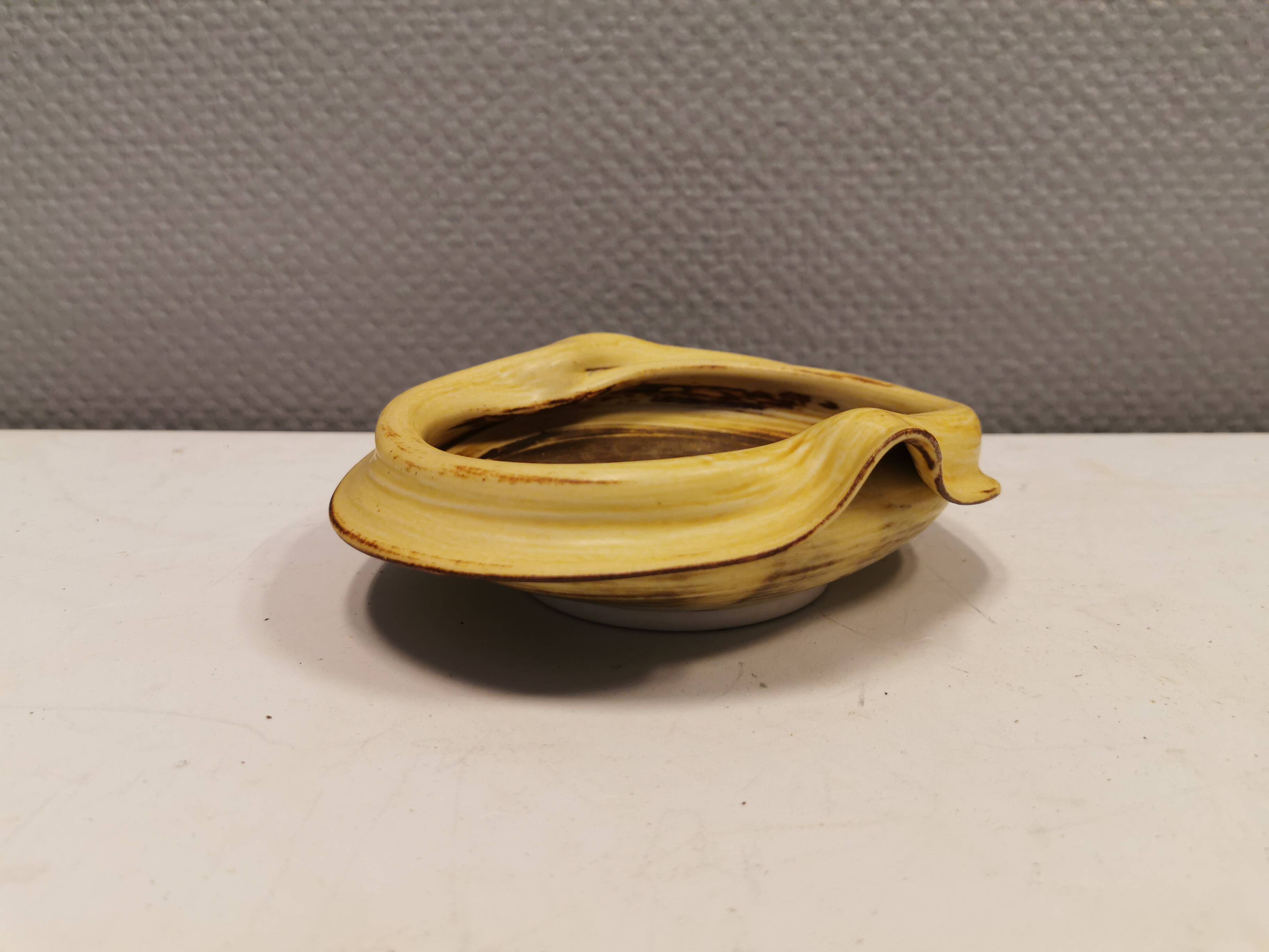 Ceramic bowl from Glarbo ceramics 1983 Denmark.