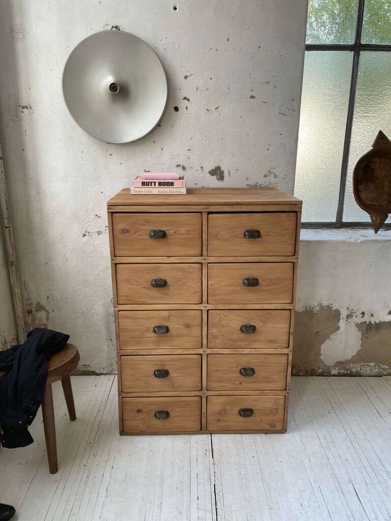 Craft furniture with drawers shell handles