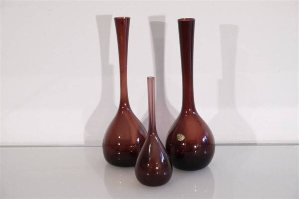 Ensemble de vases scandinave violet 1970