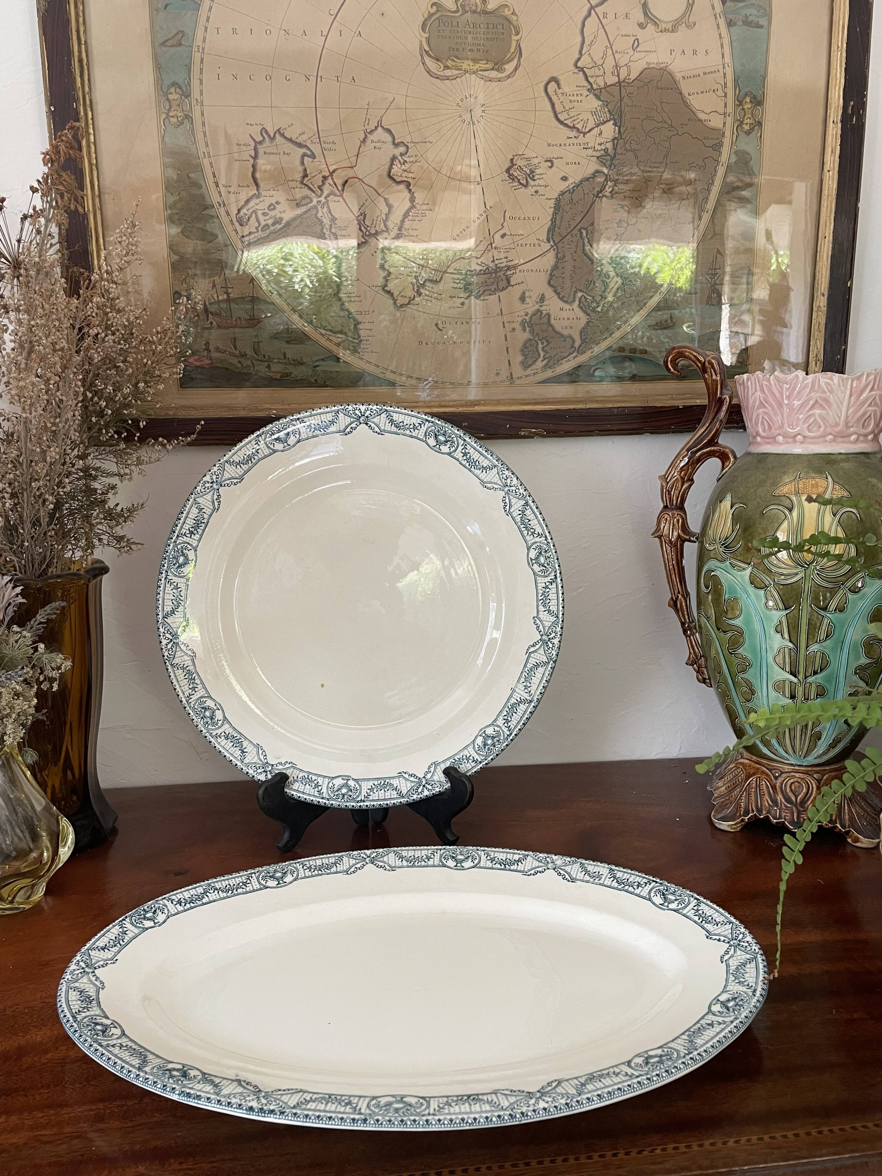 Lot of dishes iron earth Salins model directoire