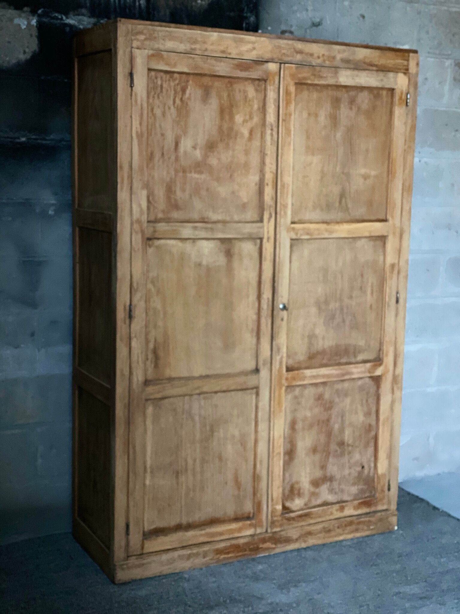 Parisian cabinet made of raw wood