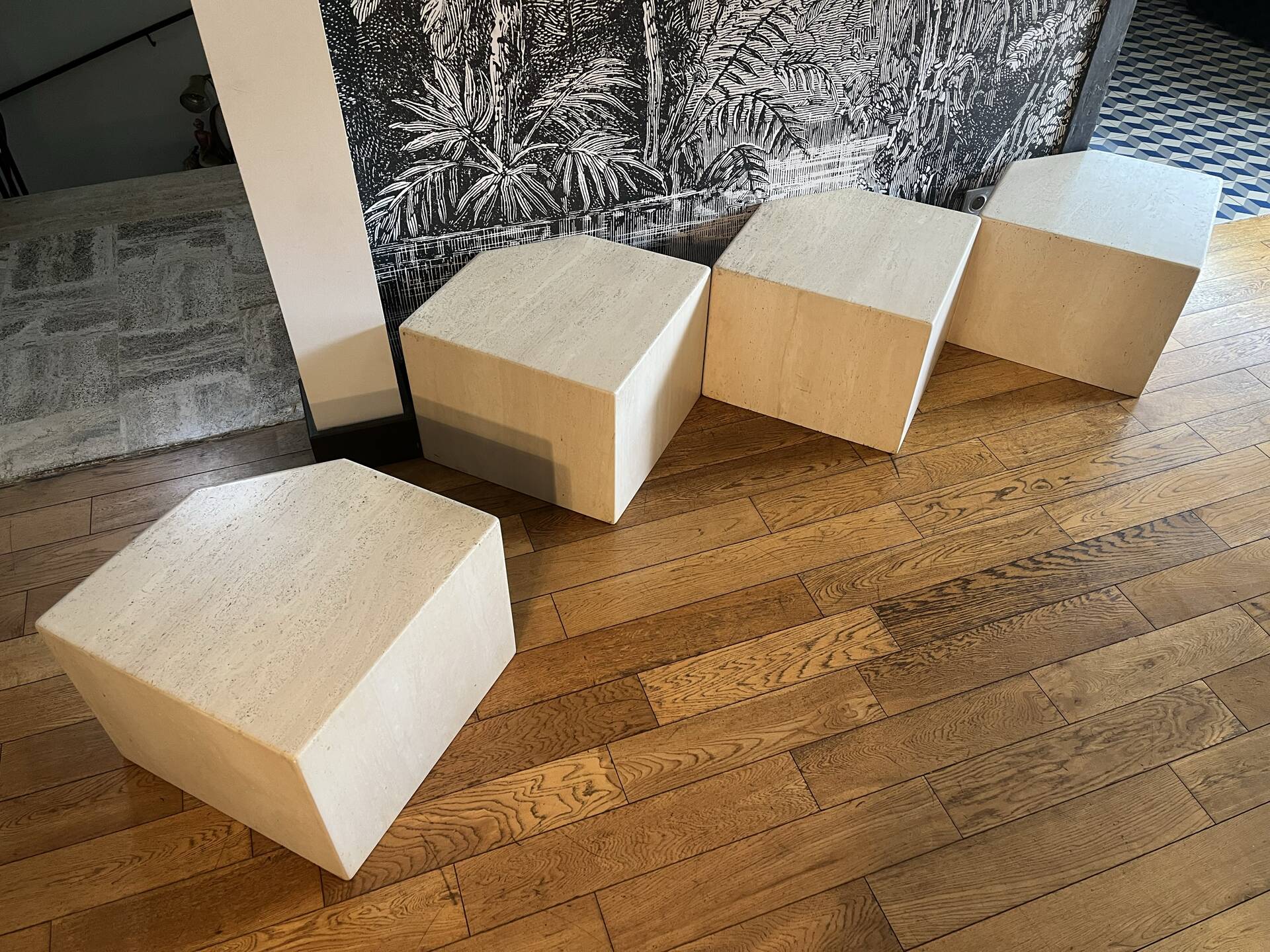 Modular coffee table in travertine, 4 elements.