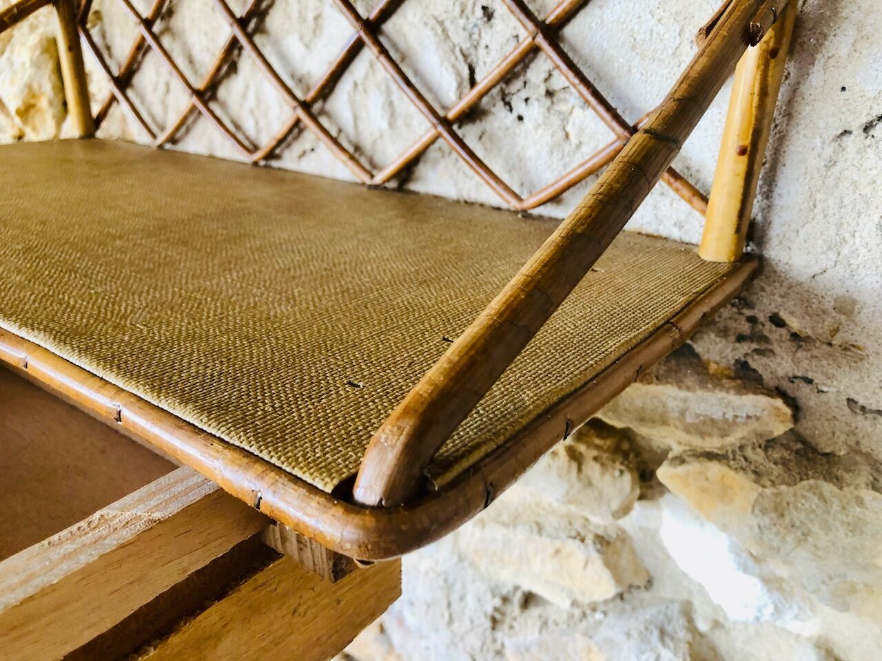 Vintage rattan wall shelf with storage, Circa 60