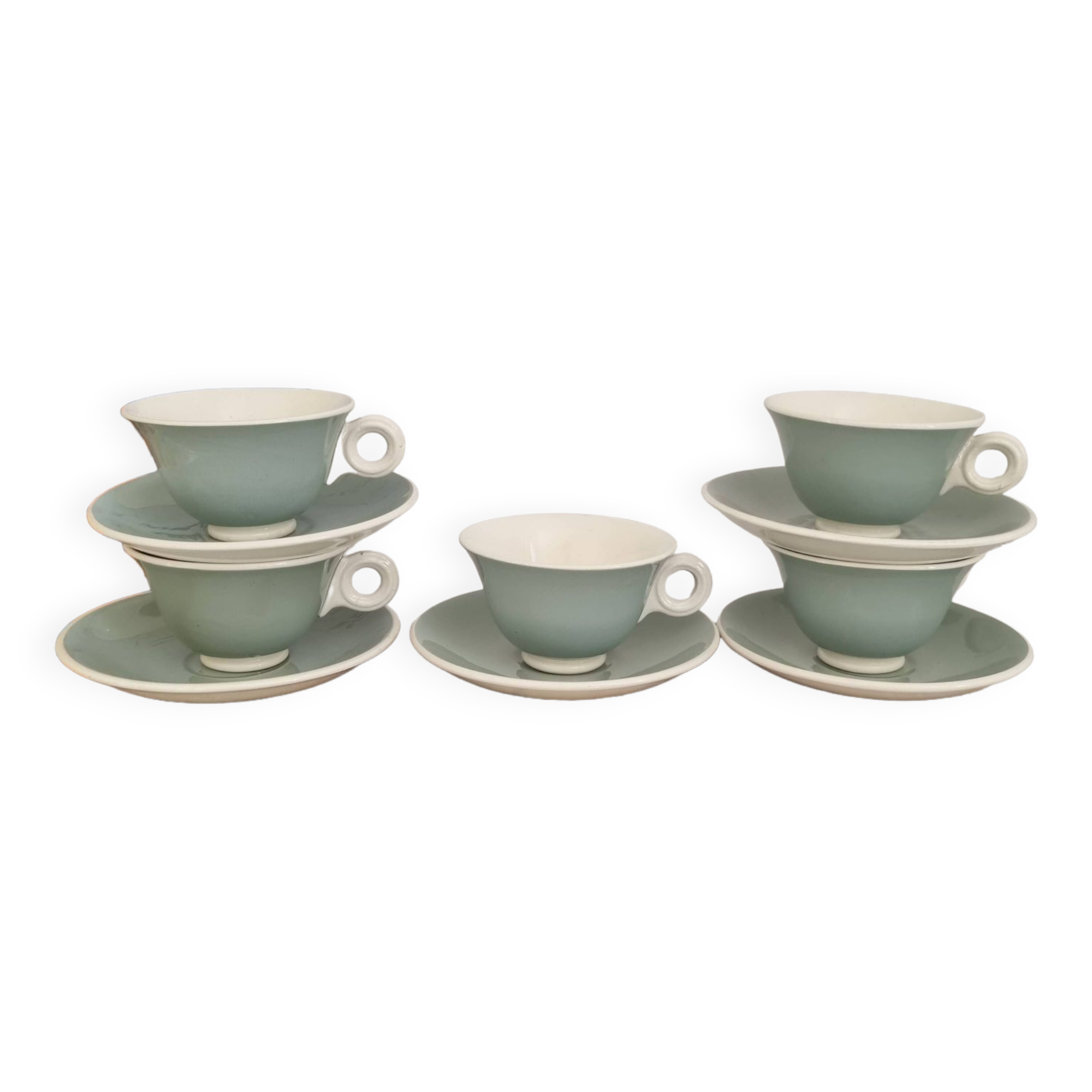 Set of 5 cups and vintage saucers