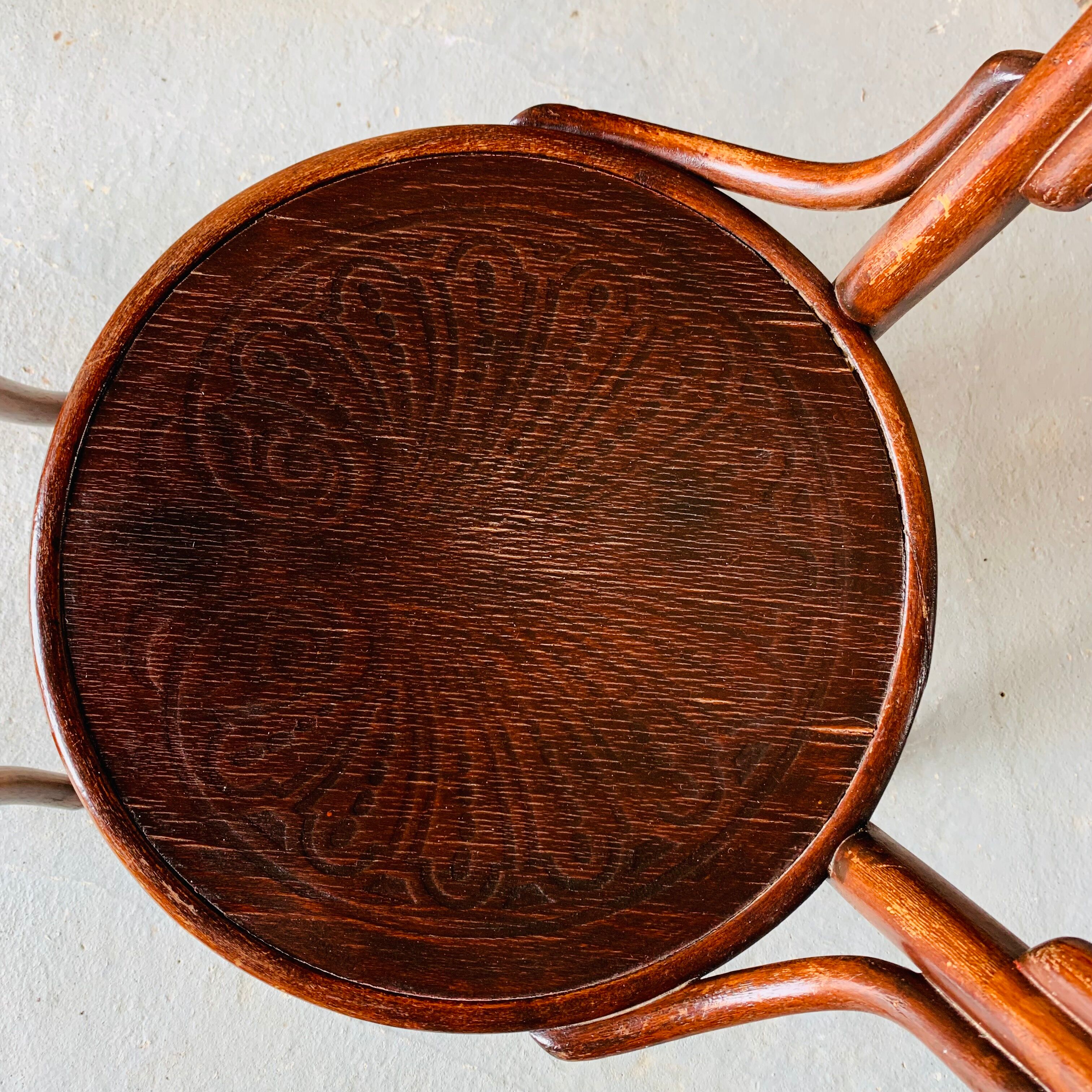 Set of 4 Thonet chairs