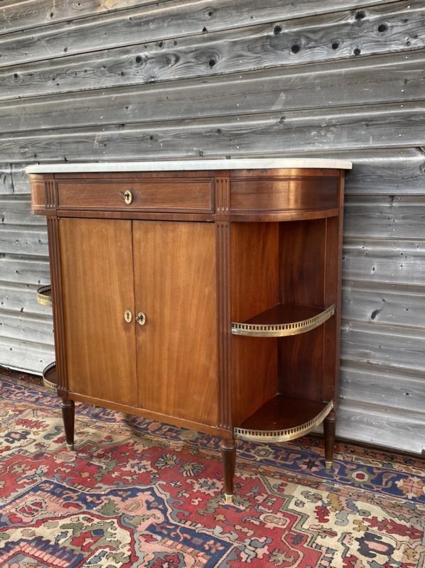 Mahogany console and mahogany veneer