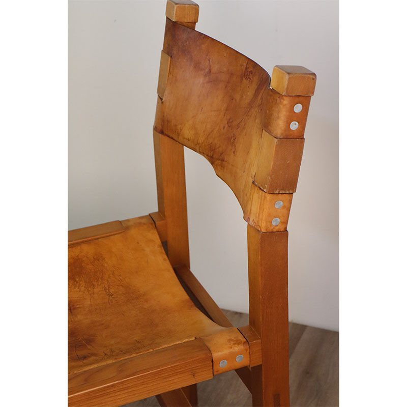 Chaise vintage Maison Regain en orme et cuir 1970