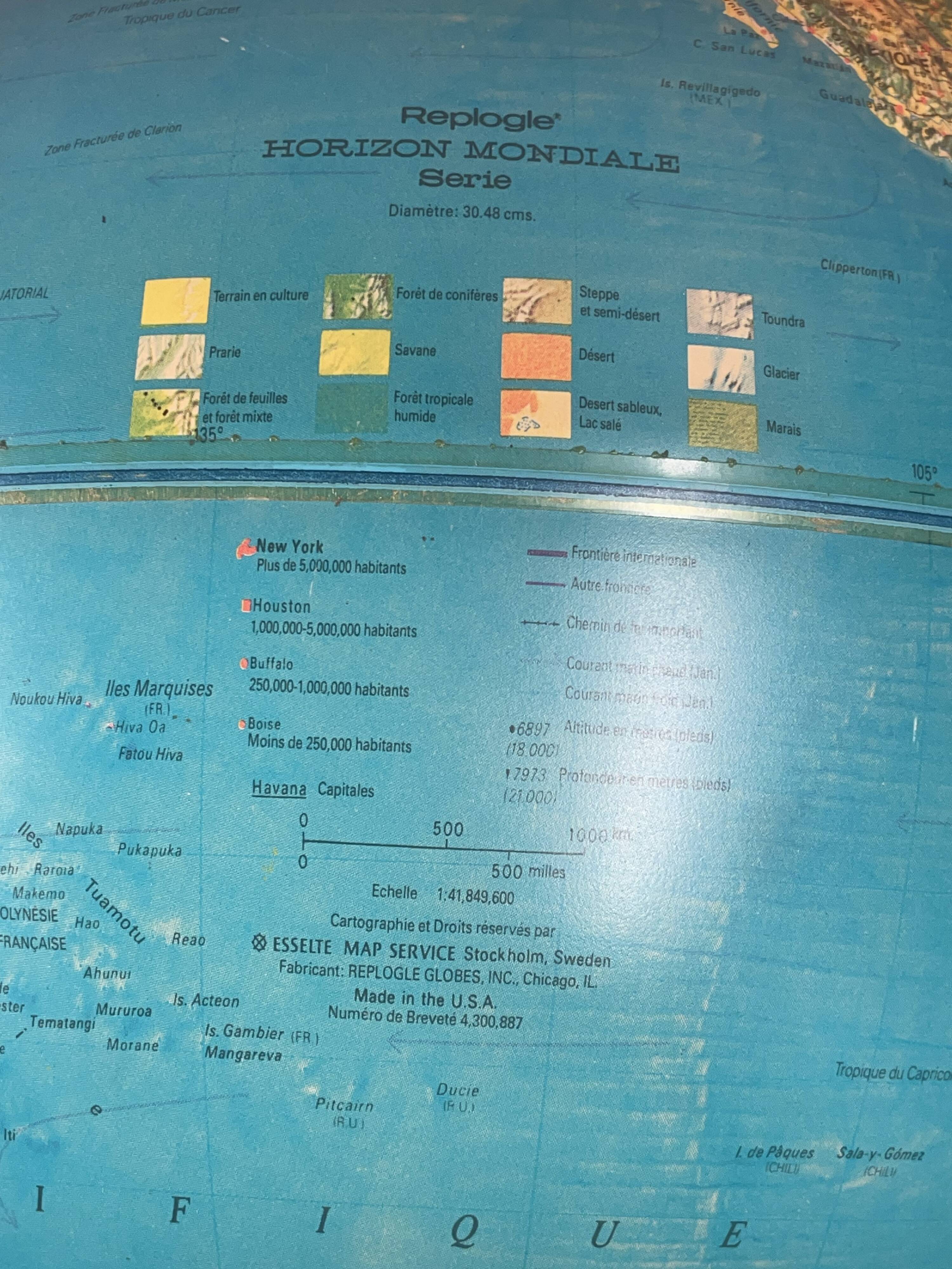 World map, replogle terrestrial globe Horizon Mondiale, Chicago 1970, works