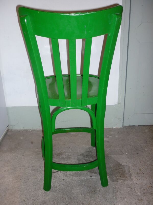 Chaise de caisse verte