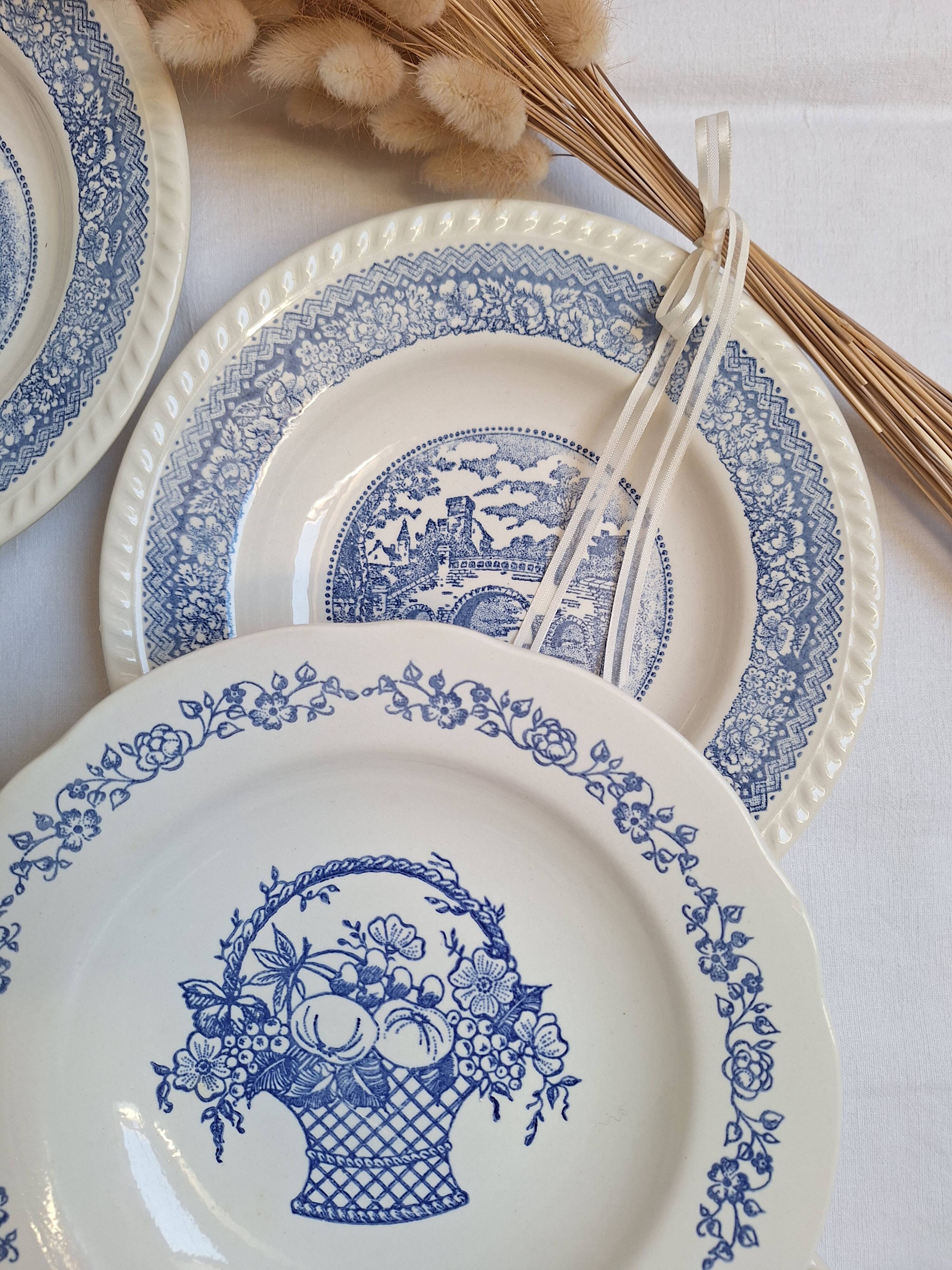 Assiettes creuses bleues paysage
