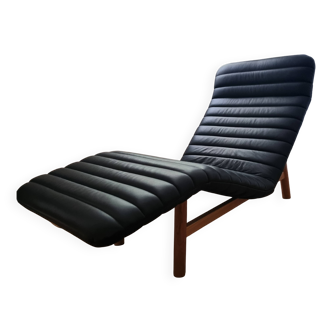 New Habitat leather lounge chair