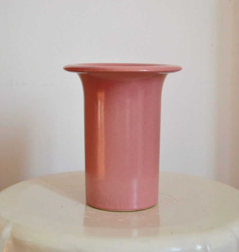 Pink vintage vase with rounded edges