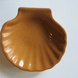 6 dishes with scallops in very good condition from Emile Henry