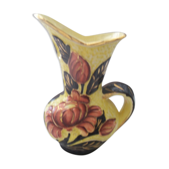 Vase cruche Vallauris  et numéroté couleur jaune avec  grosse fleur