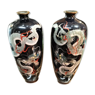 Paire de vases japonais émaillés