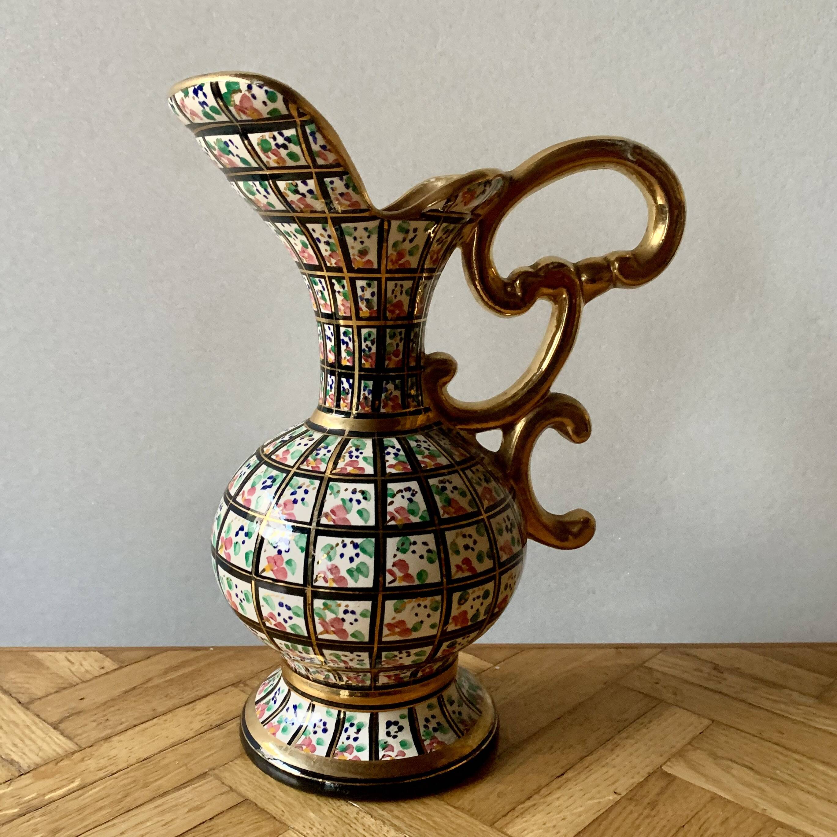 Old vase - Hubert Bequet - hand-painted floral decoration - Made in Belgium