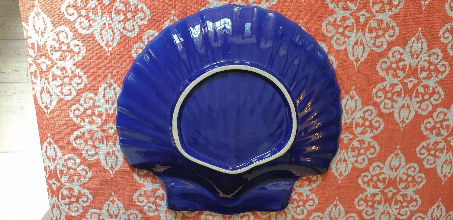 Shell dish