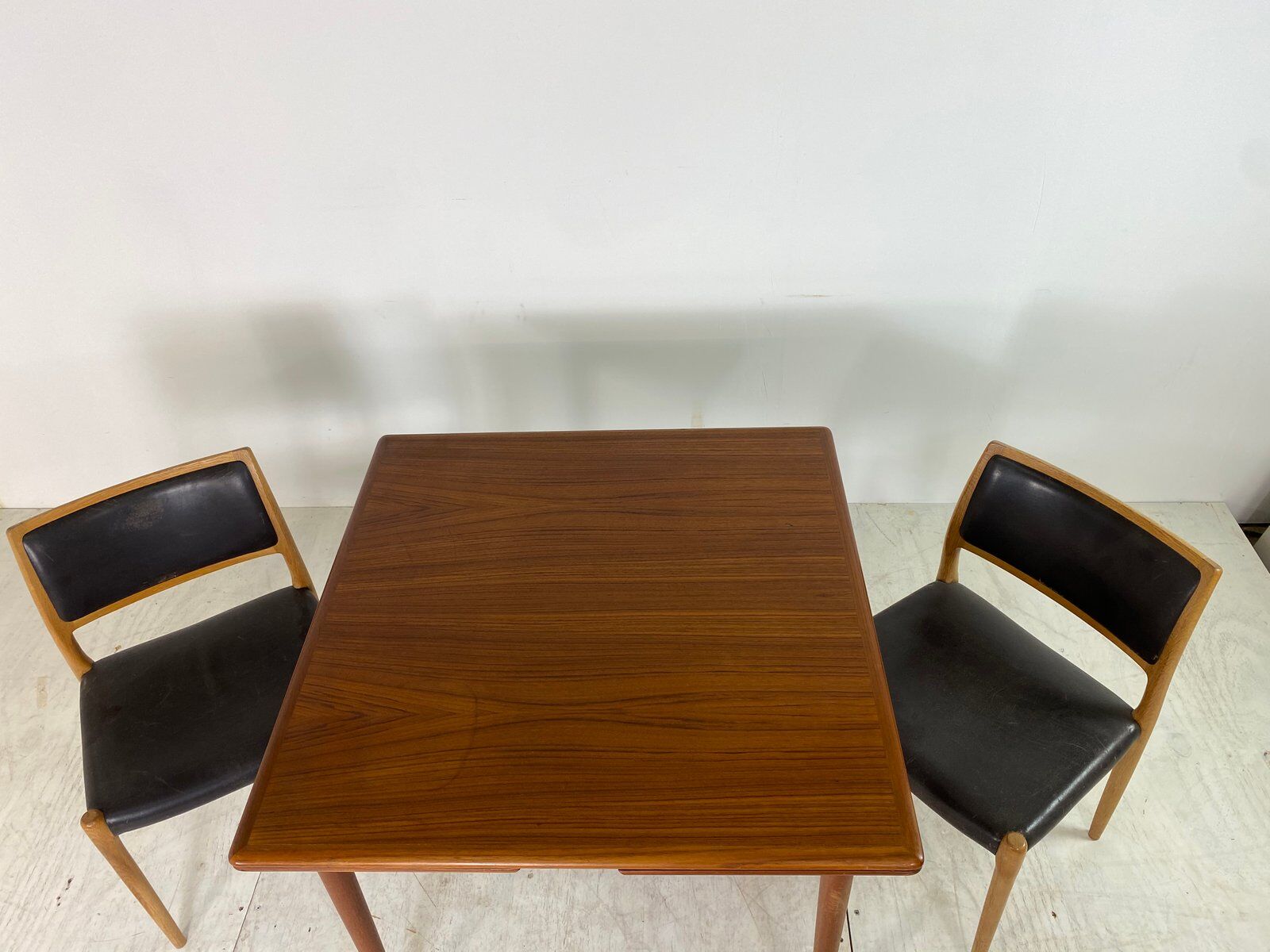 Vintage Scandinavian dining table expandable in 1960s teak