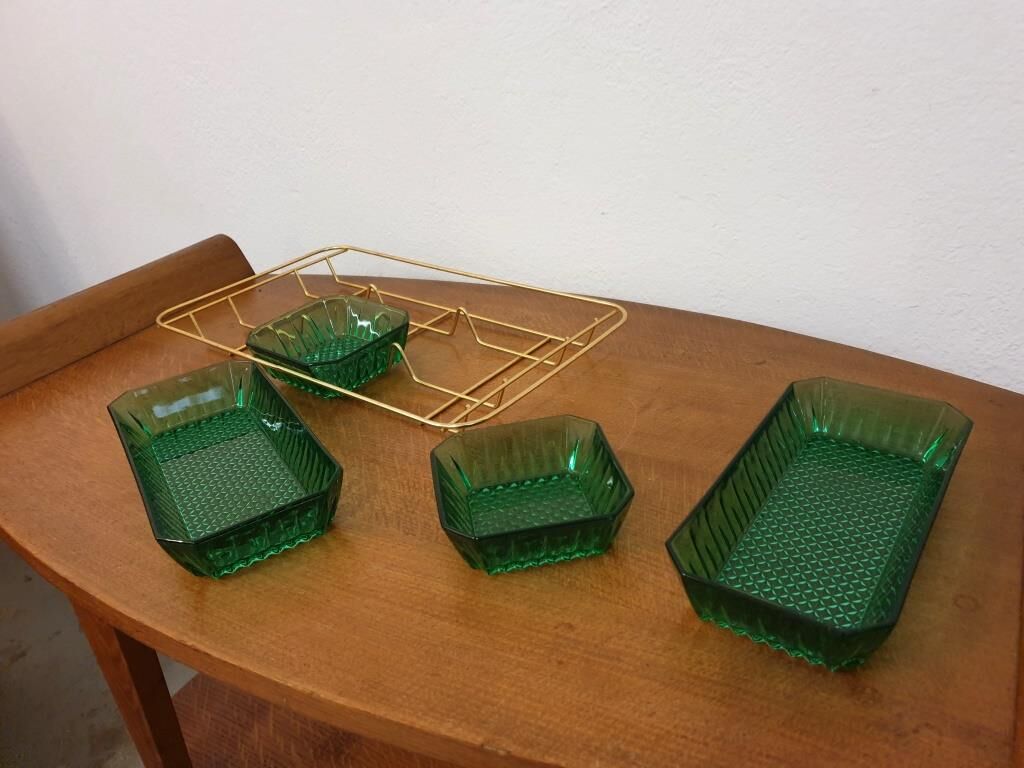 Servant - Arcoroc dishes