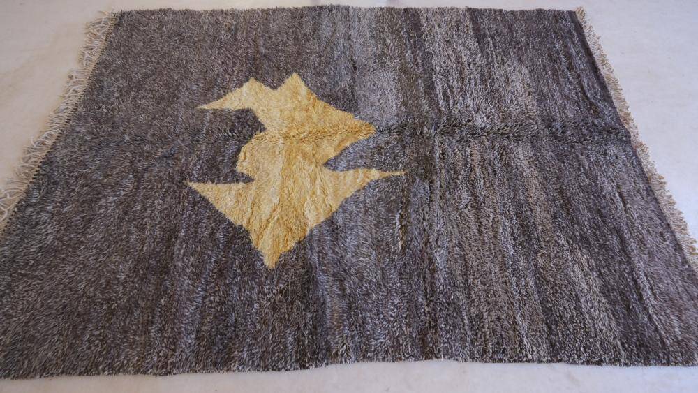 Contemporary Beni M'Rirt Rug - 291 x 206 cm