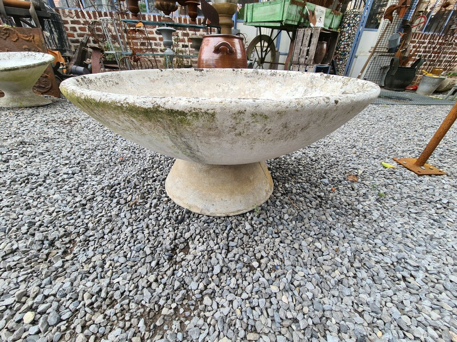 René Pechère design planter cup, published by Eternit