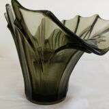 Vase pique flower in molded and pressed glass