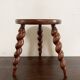 Tabouret tripode