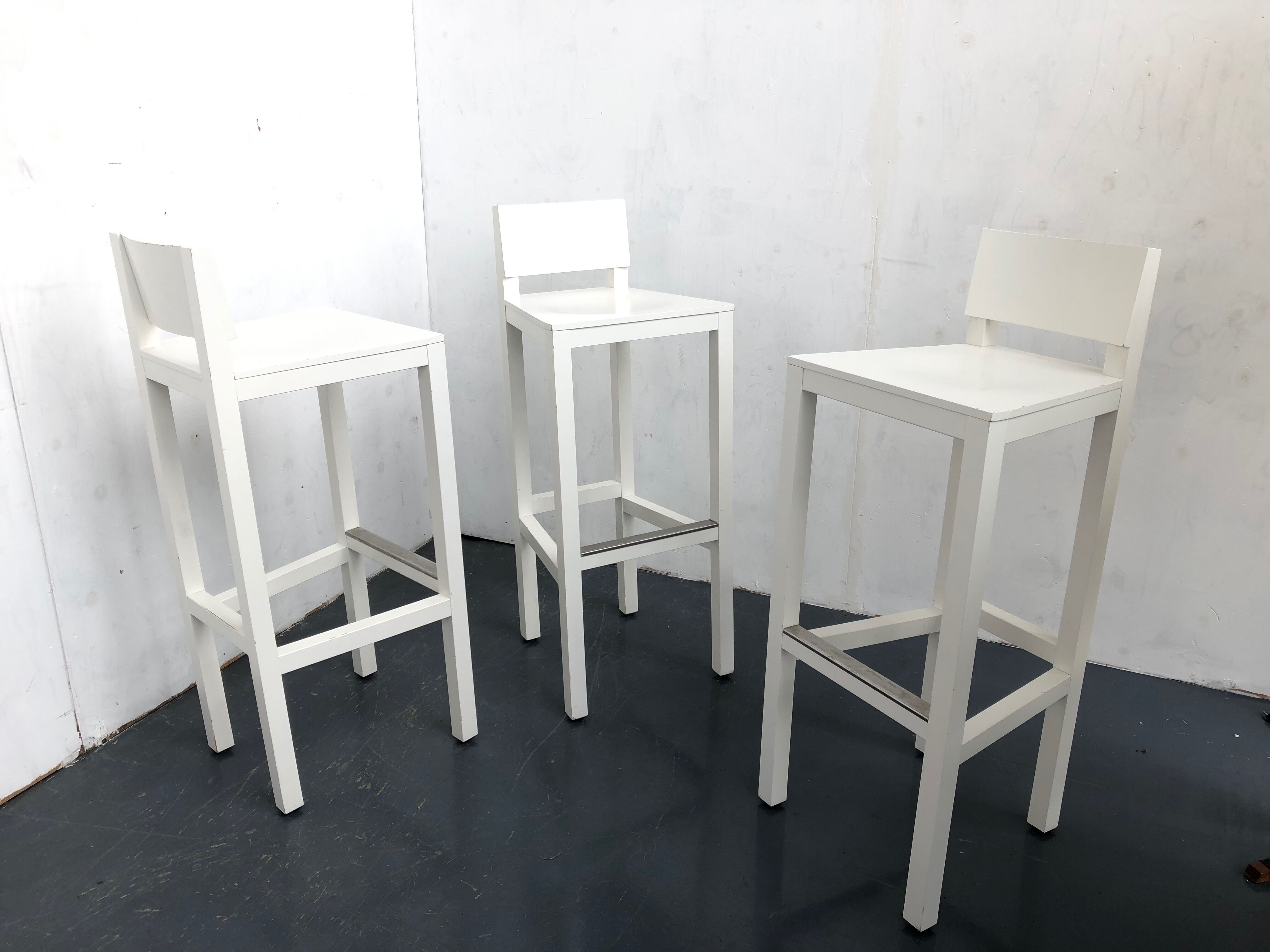 Lensvelt AVL Shaker 3 bar stools design Atelier van Lieshout