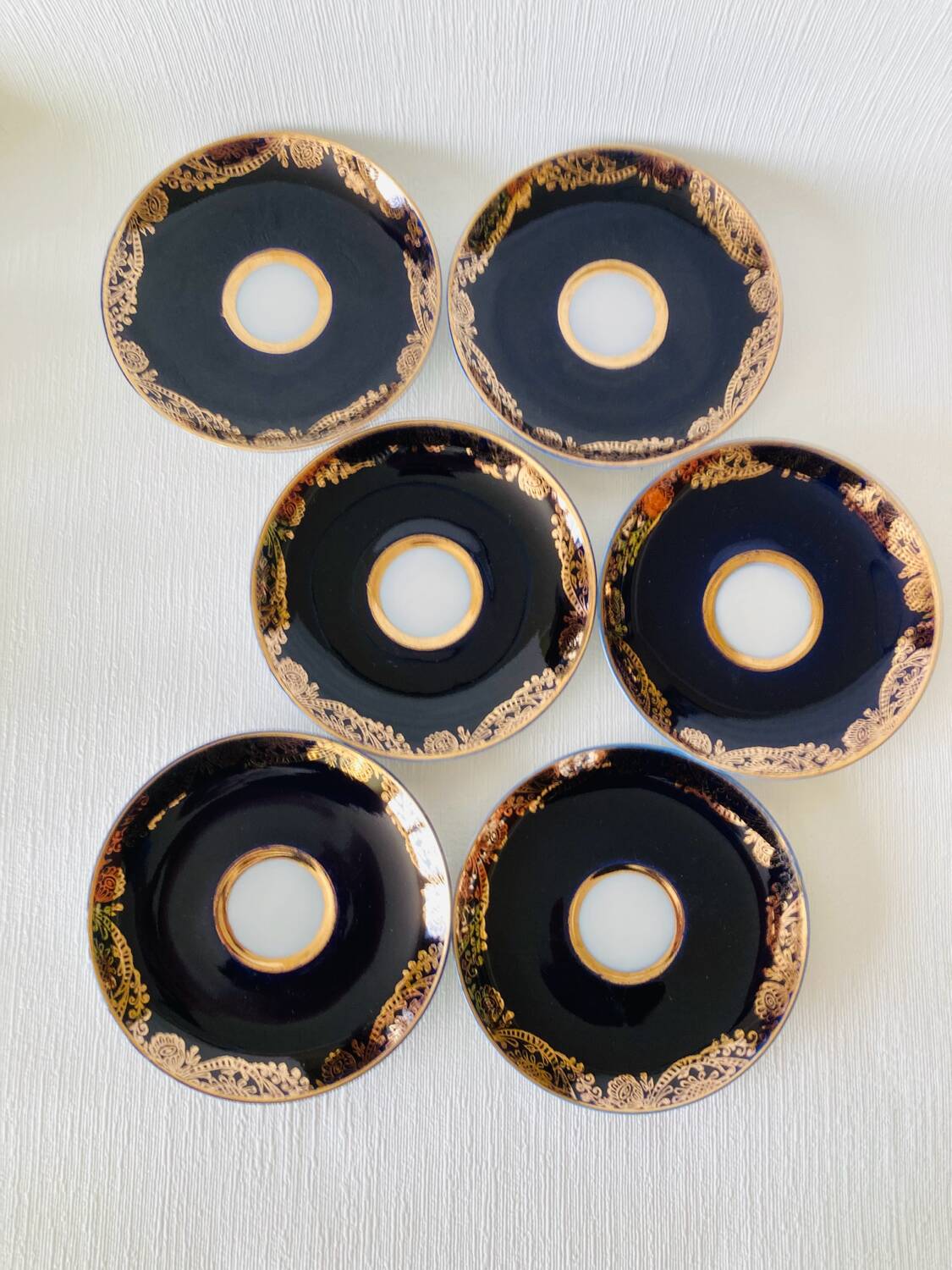 6 Lomonosov Cups and Saucers in Cobalt Blue with Gold Trim