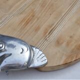 Vintage fish-shaped tray cutting board