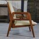 Fauteuil moderniste en acajou et skaï 1940-1950