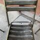 Table et chaises style industriel