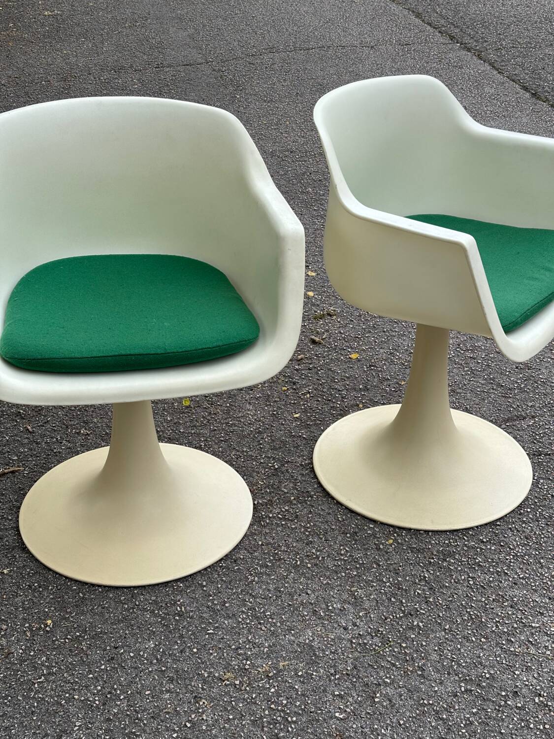 Grosfillex Tulip Chairs, 1972