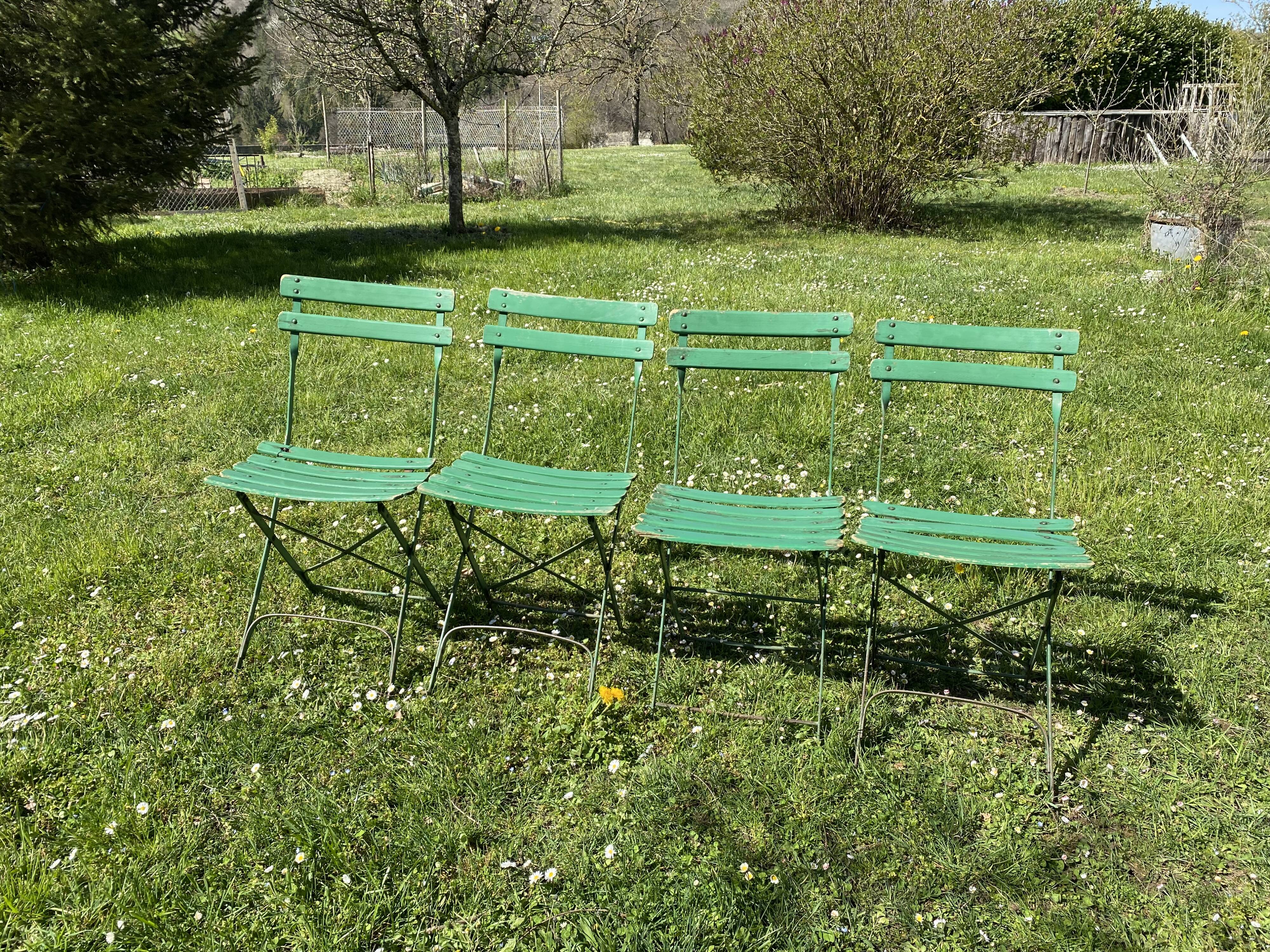 Set of 4 folding garden chairs - vintage green
