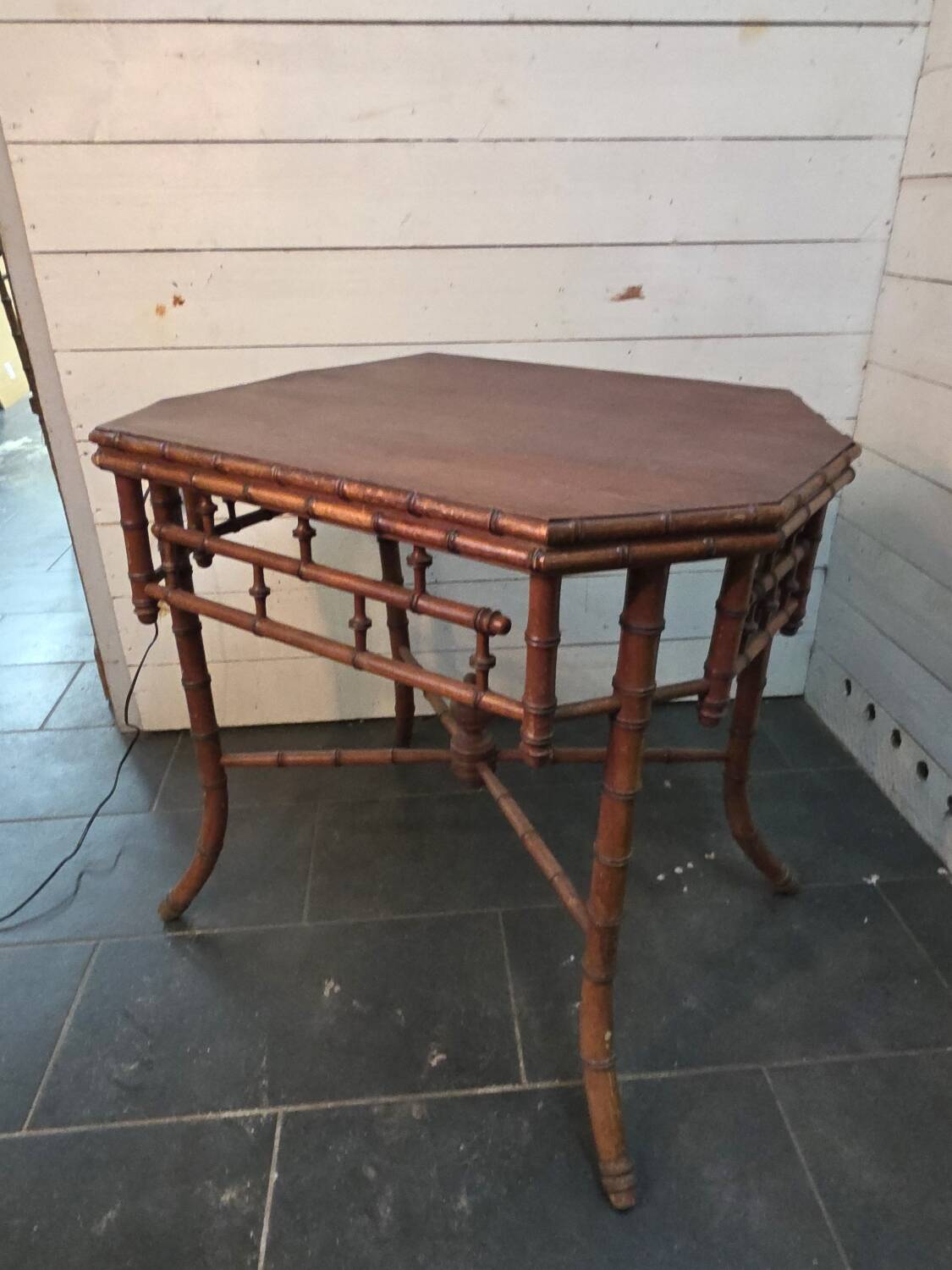 Table d'appoint en bois bambou fin XIXème en pitchin