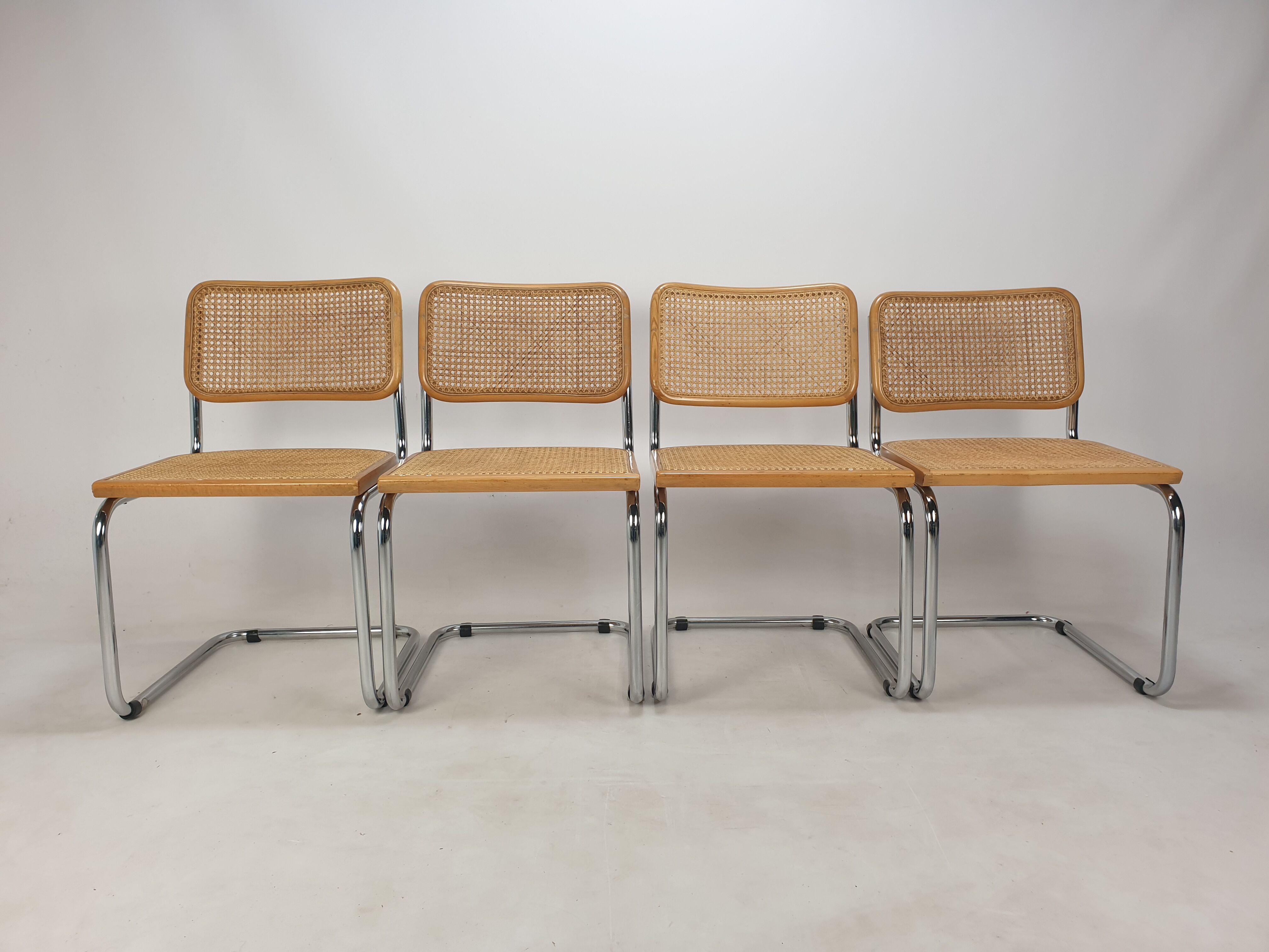 Set of 4 cesca chairs by marcel breuer