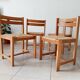 Lot de 2 chaises vintage en Orme massif et jonc dans le goût Regain/Asserbo