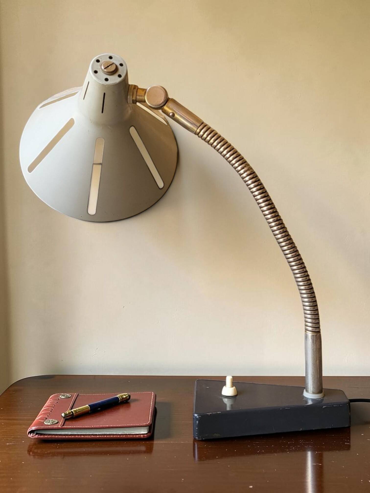 Zonneserie desk lamp - Hala Zeist