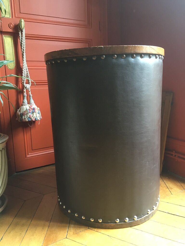 Vintage armchair in oak