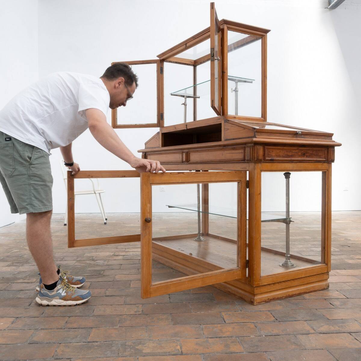 Ancienne vitrine de présentation - début du XXème siècle