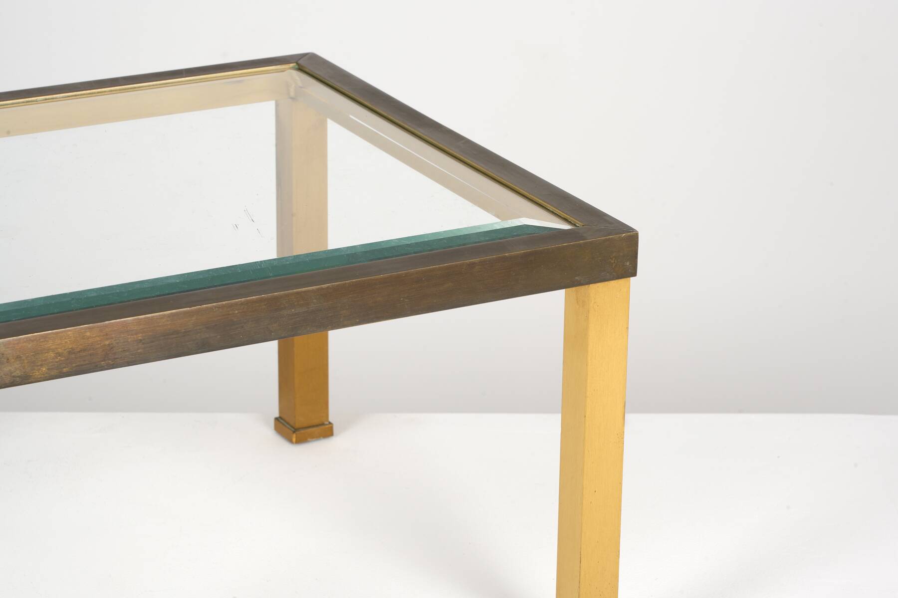 Table d'appoint de Guy Lefevre pour Jansen circa 1970