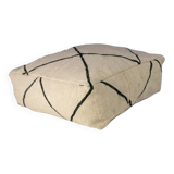 Moroccan handmade kilim pouf - 100% wool and cotton - black and white Beni Ourain style