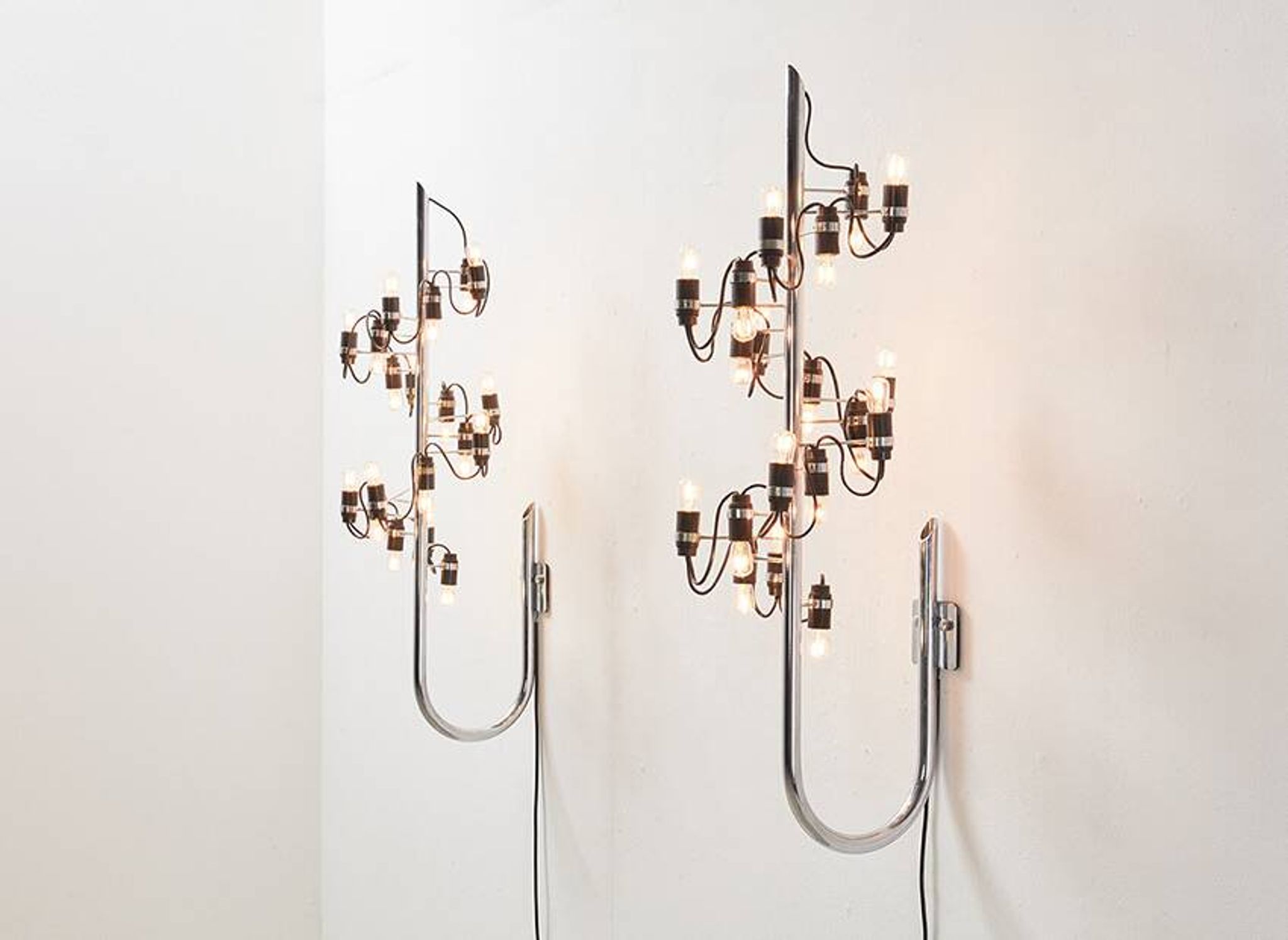 Gino Sarfatti Pair of Early Model 226 Wall Lights for Arteluce Italy 1959