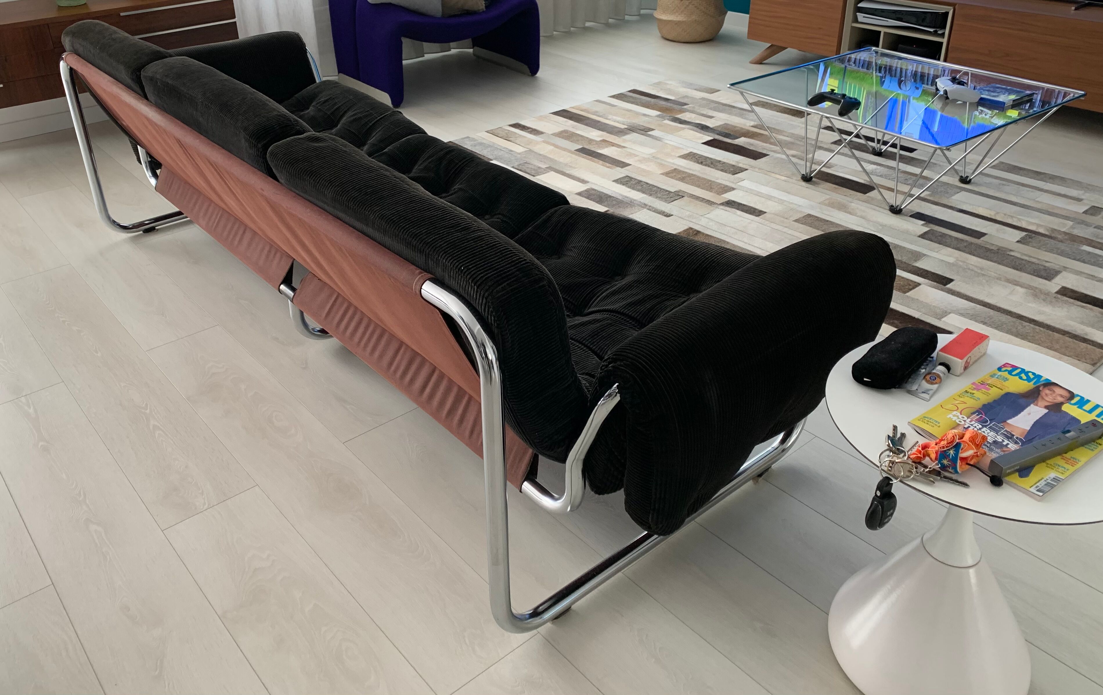 Vintage sofa circa 1950-60