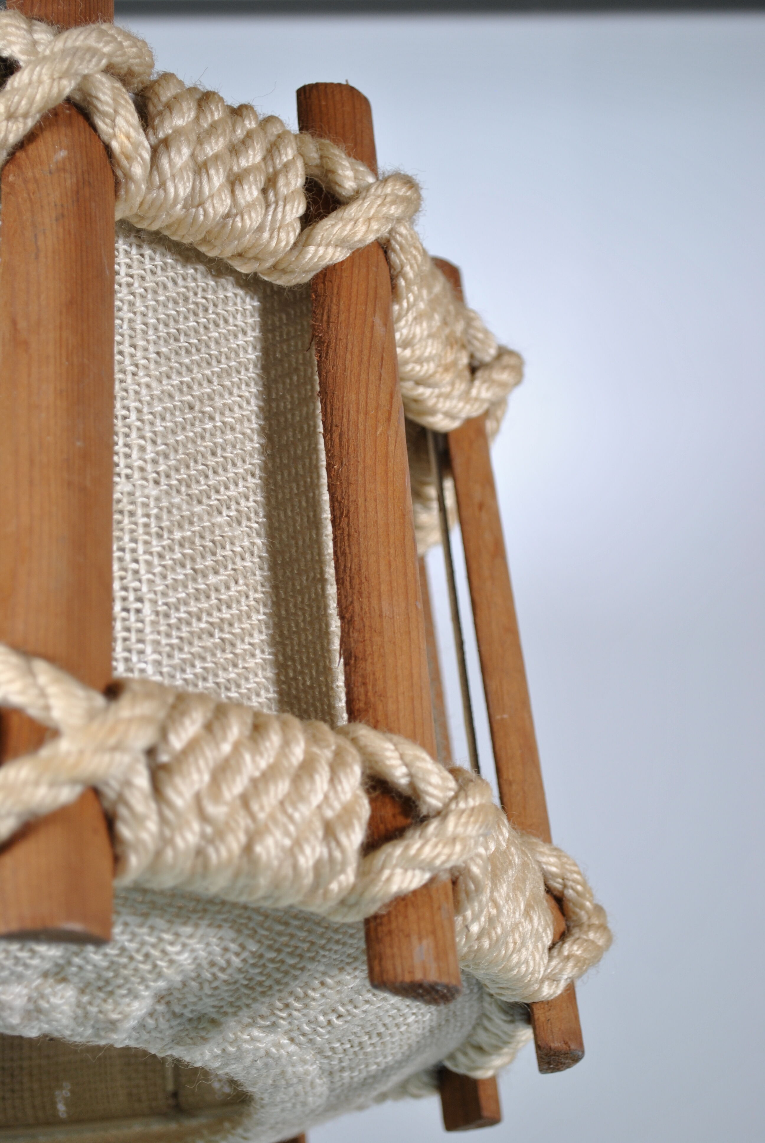 Suspension in rope and wood 1970