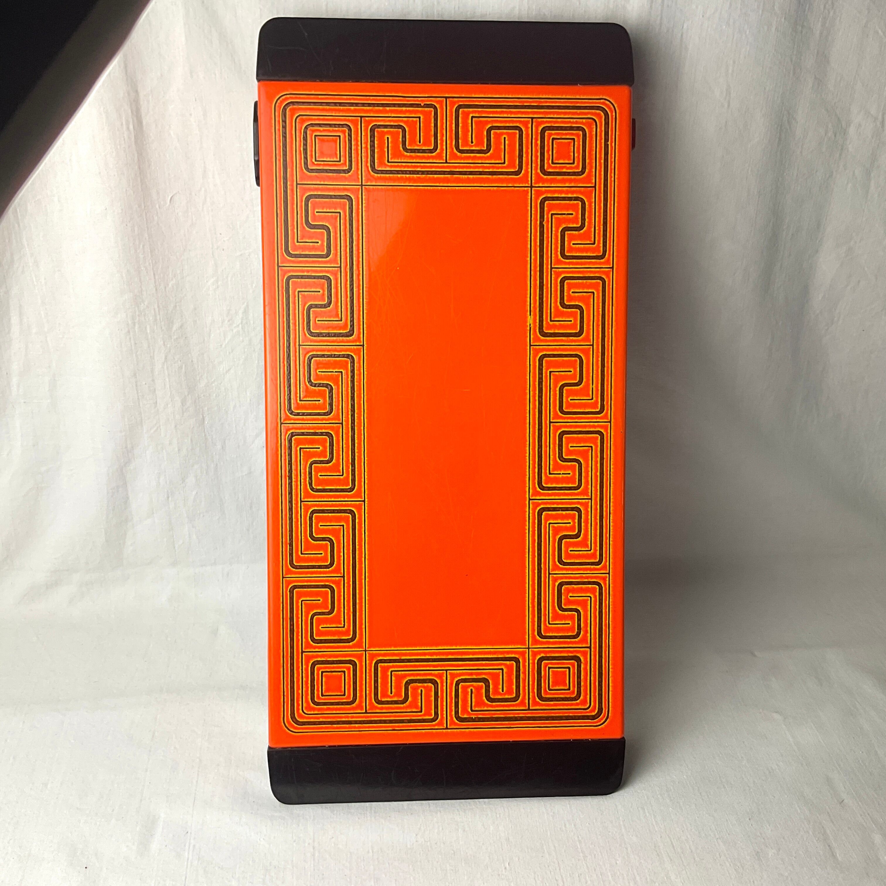 Vintage orange underplate 70s