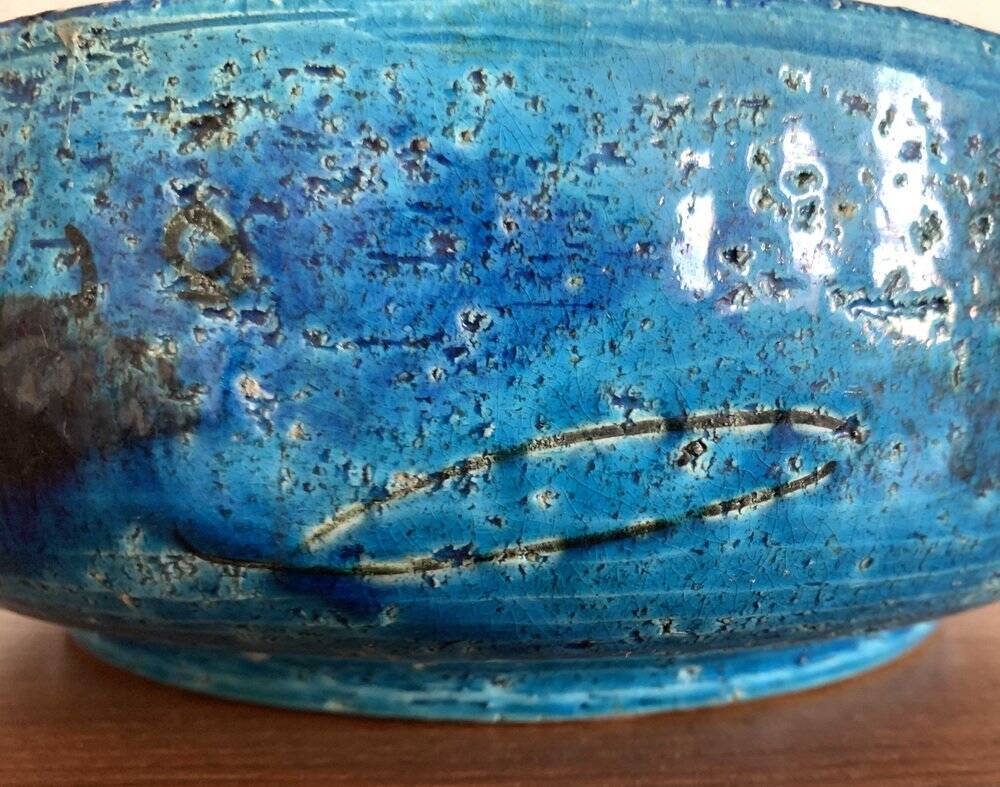 Fish pottery bowl by Aldo Londi for Bitossi, Italy, 1960s.