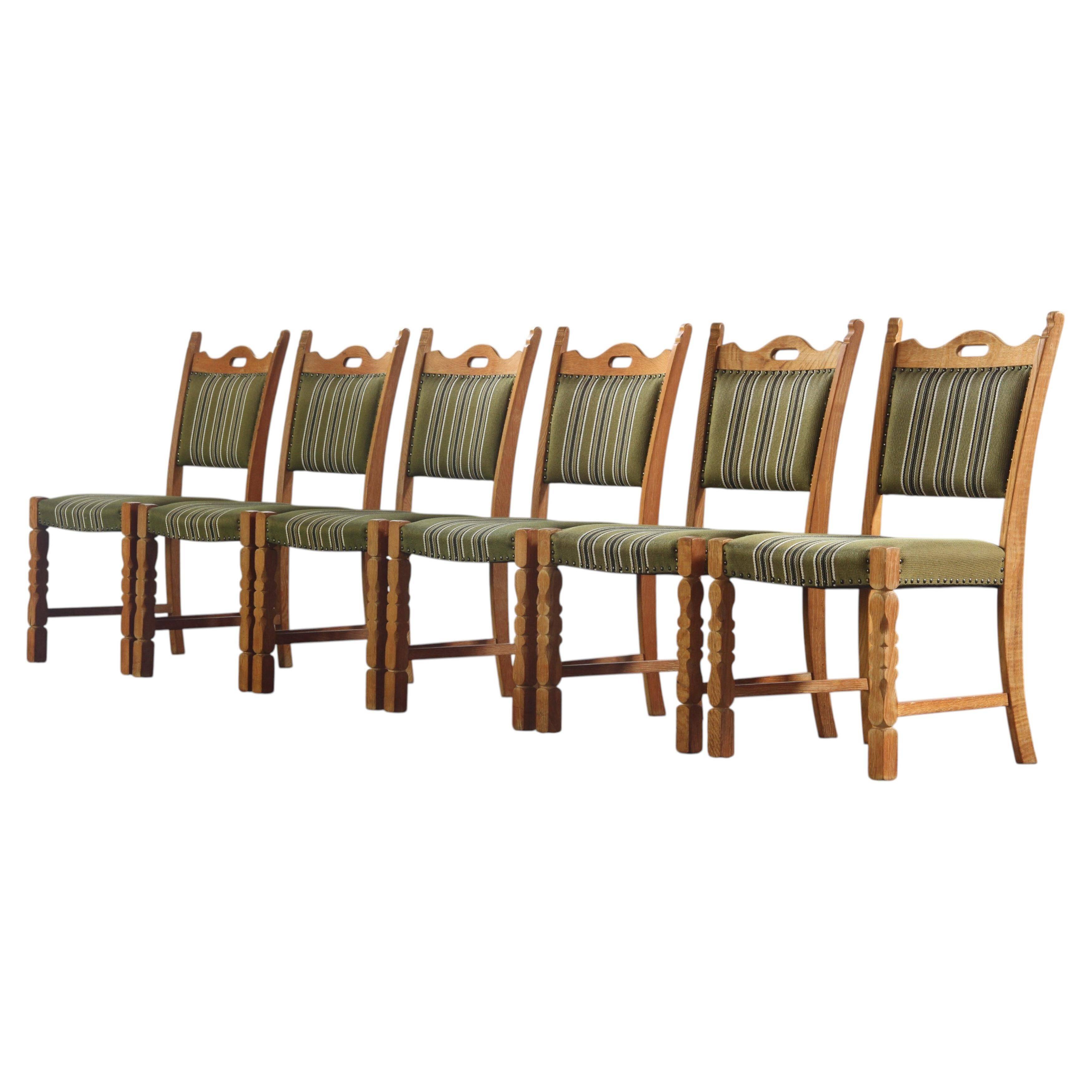 Chaises de salle à manger en chêne danois brutaliste des années 1960 dans le style de H. Kjærnulf