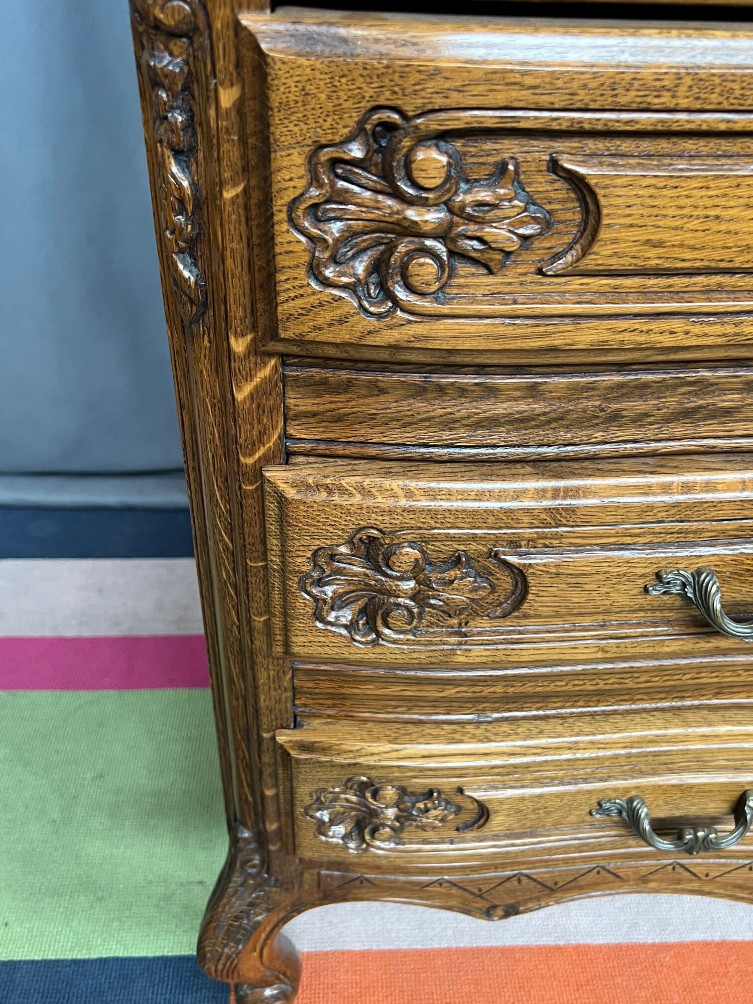 Liège secretary in carved oak in Regency style.